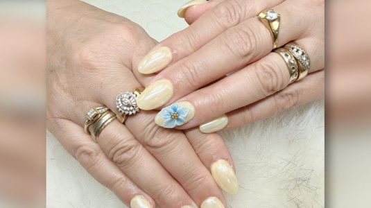 Snowflake Nails & Spa | Nail salon inside High Point Mall, Mississauga, ON